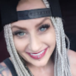 Meet your Posher, Heidi marie